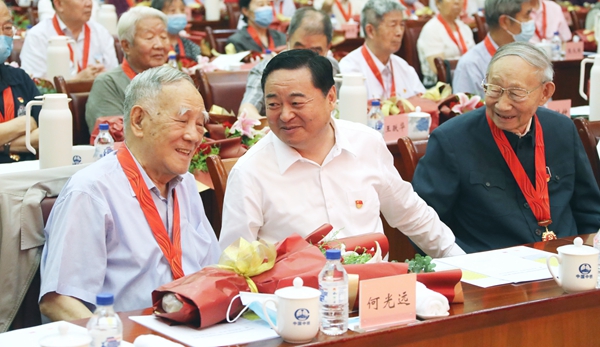 郝鵬、國資、央企、國資委、書記、主任、國企、企業改革