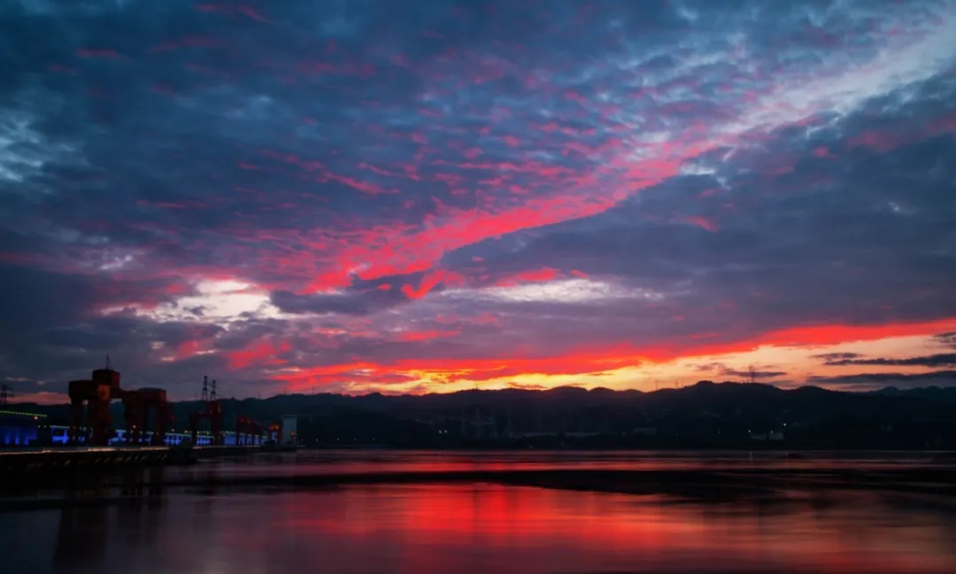 圖為葛洲壩。（長江電力檢修廠 李英豪 攝）