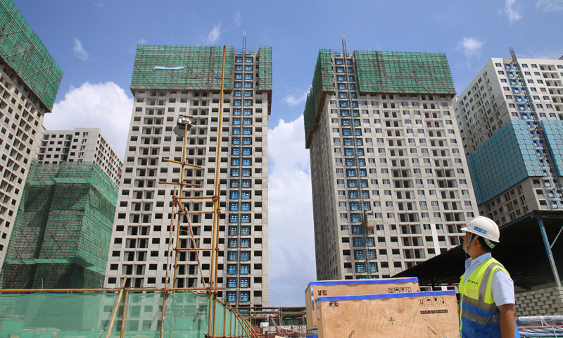 圖為馬爾代夫胡魯馬累島的公益住房項目施工現場。（新華社記者 朱瑞卿 攝）