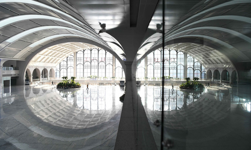 圖為12月6日拍攝的牡丹江新站候車大廳一角。（新華社記者 王建威 攝）