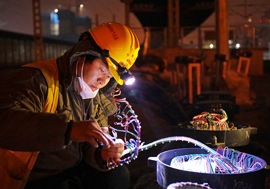 線路涉及北京西站至北京站、北京東站、雙橋上下行場、通州站和燕郊站等6站7場。此外，北京東站、北京站和北京西站又都是大型鐵路樞紐車站，施工難度大。（曹筱璐 攝）
