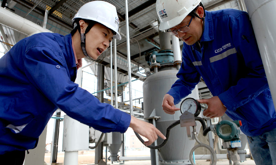 生物質資源取之于農村，生物質能推動鄉村振興。建設期間，山西電建踐行國家“碳達峰碳中和”戰略，履行央企社會責任，發揮專業優勢，建設精品工程，精心打造生物質發電領域品牌項目，為鄉村振興助力賦能。圖為項目現場。