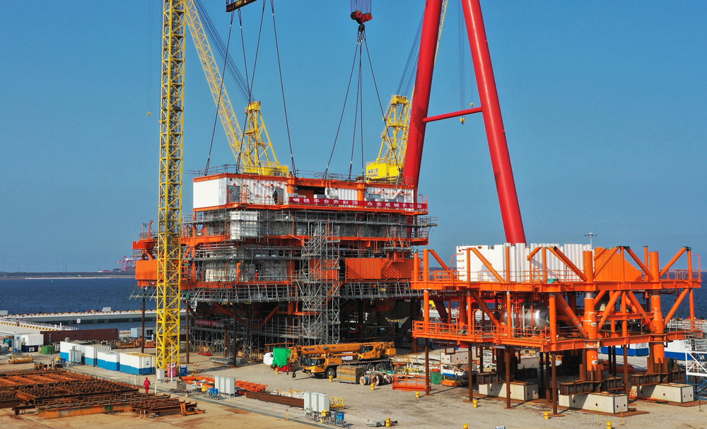 中國海油天津分公司工程建設中心總經理文近來介紹，墾利6-1油田是我國第一大原油生產基地──渤海油田今年在建的最大原油增產項目，由墾利6-1油田4-1區塊，5-1、5-2、6-1區塊和10-1北區塊3個開發項目組成，石油探明地質儲量超過1億噸。