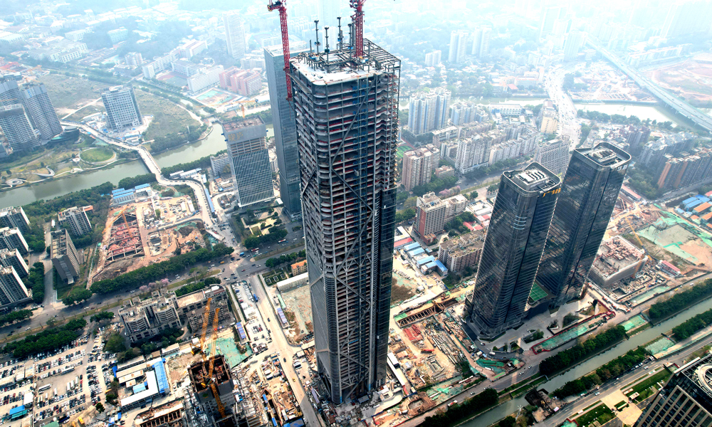 該項目位于廣州市海珠區琶洲，總建筑高度375.5米，總建筑面積20.7萬平方米，主體鋼結構質量達5萬余噸，是全國在建最高的純鋼結構超高層項目，為輻射帶動粵港澳大灣區民營經濟高質量發展發揮作用。