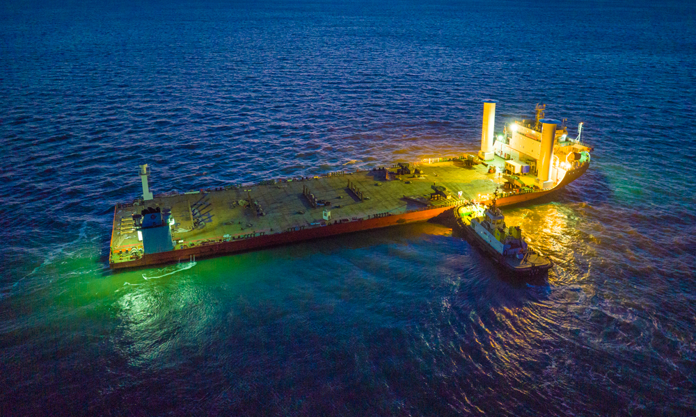 加裝船用風力旋筒助推系統后的“海洋石油226”船經試航評測可節約燃料達12%。楊云展 攝