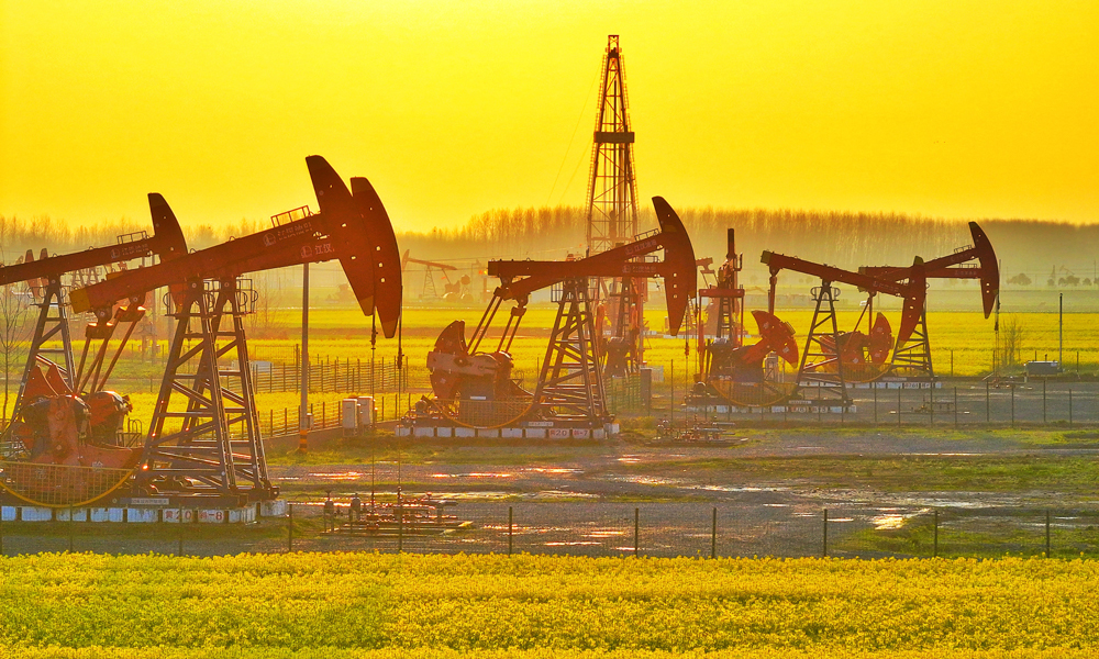 江漢油田潭口油區開發現場。