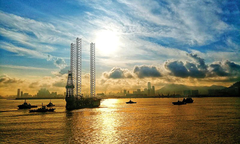 6月30日，中國海油所屬中海油服租賃的“招商海龍6”鉆井平臺從深圳友聯船廠起航，奔赴渤海進行鉆完井作業。為保障國內油氣勘探開發，中國海油中海油服在充分利用系統內部鉆井裝備的基礎上，整合系統外部鉆機資源。2018年至今，共完成南海五號、東方龍、東方鳳、勘探四號、挑戰者（WELLTARGET3）、招商海龍2、招商海龍5、招商海龍6共8座鉆井平臺的租賃工作，高效部署于國內各海域作業，保障國內油氣勘探開發。