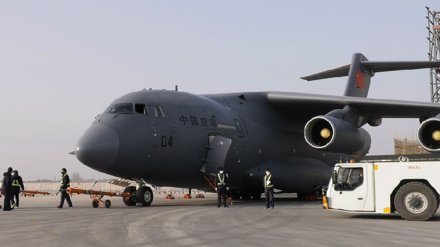 針對本次轉場任務，航空工業西飛科學防治、精準施策，制定專項工作方案，對任務全過程各環節進行細致梳理，從人員測溫到環境消殺，從飛機準備到起飛轉場，每個細節進行模擬驗證，在用戶的全力支持和協同下，確保了飛機轉場任務的圓滿完成。