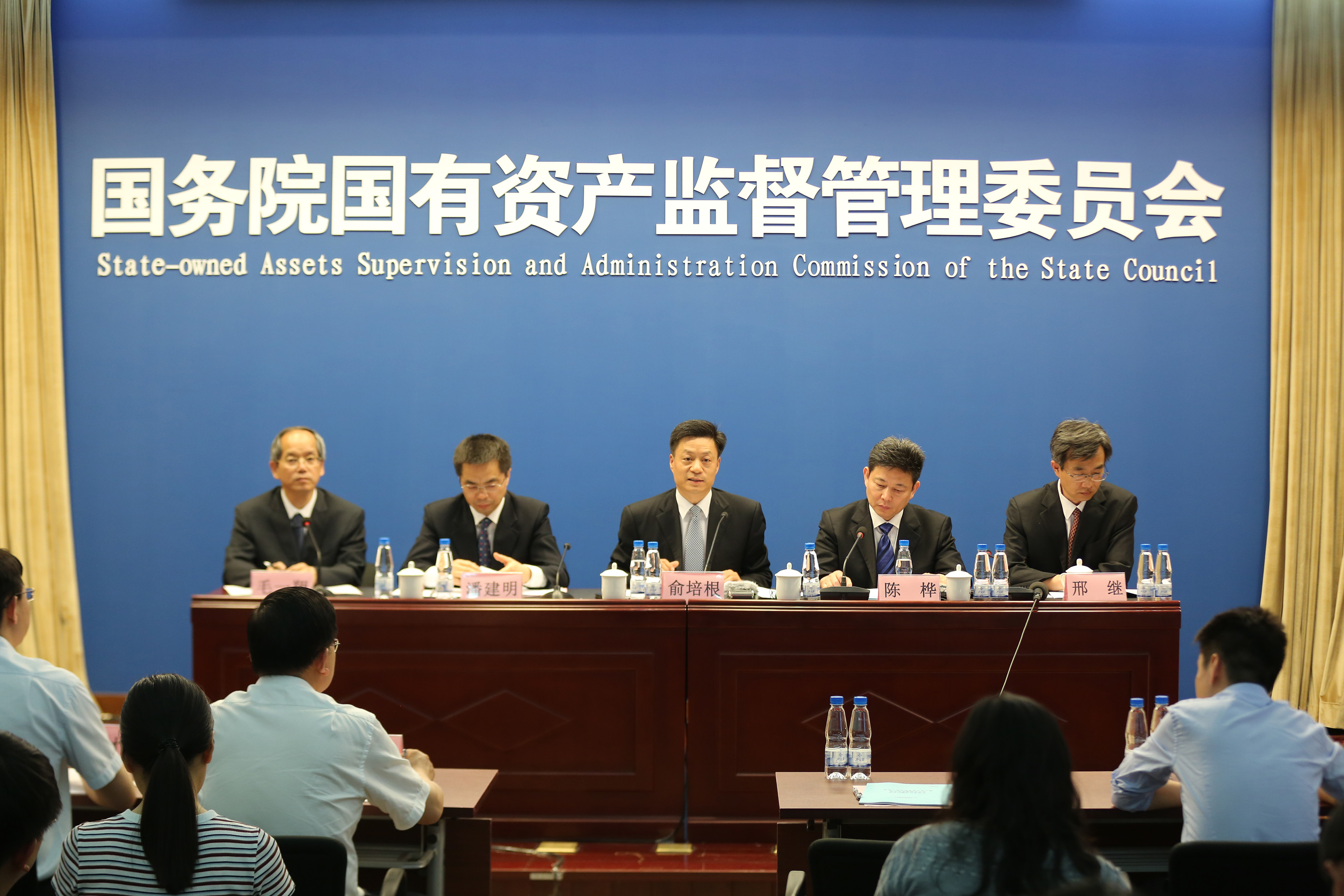 2017年5月24日，國務院國資委舉行“華龍一號”全球首堆示范工程穹頂吊裝新聞發布會。