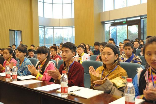 助企紓困解難題｜深化校企合作 穩就業保民生