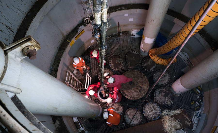 南海勝利號FPSO（海上浮式生產儲油船）的錨鏈解脫工作主戰場就在這樣一個直徑不到4米的單點艙里。（作者：李彥昭）